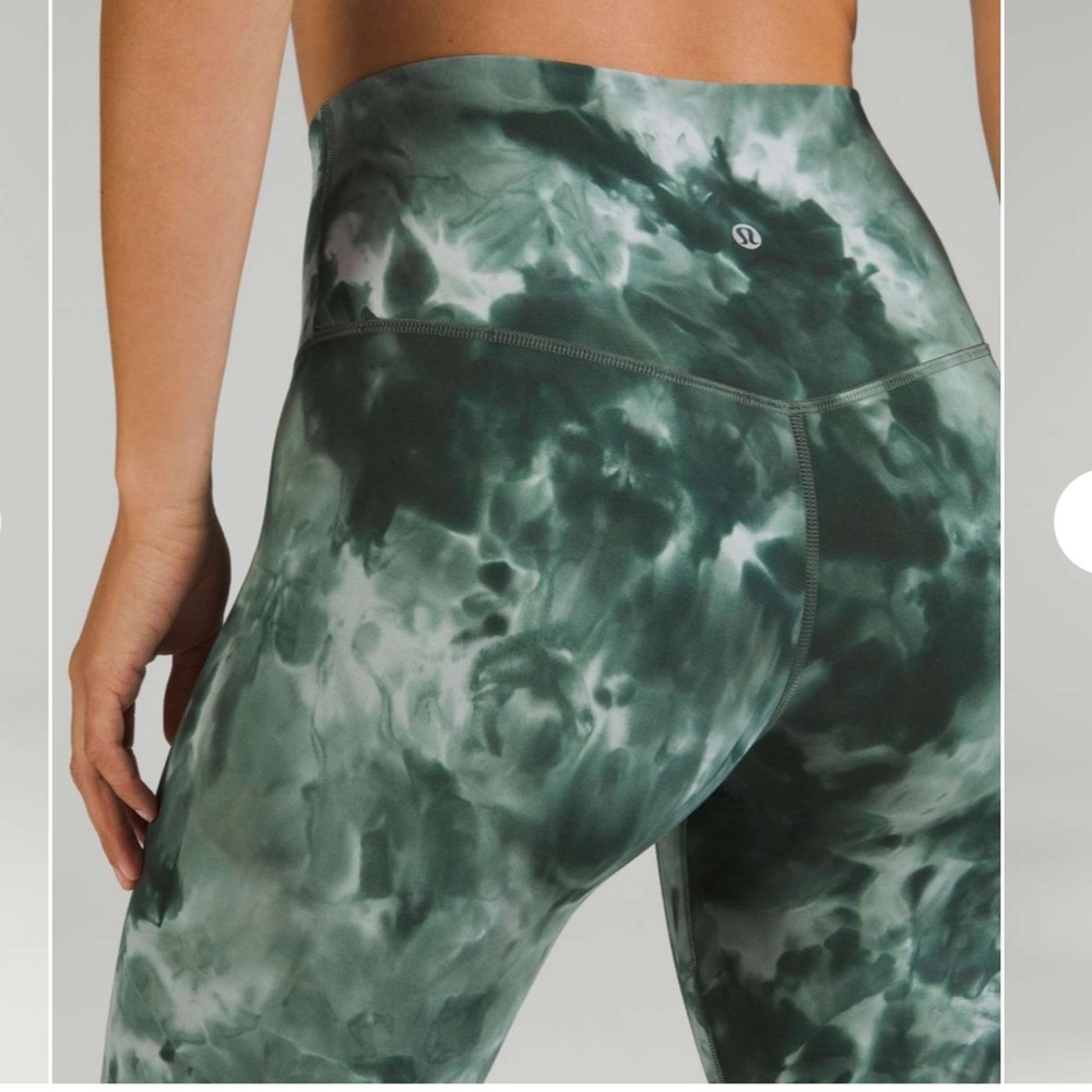 Lululemon Align High-Rise Pant 31"
Diamond Dye Starlight Smoked Spruce